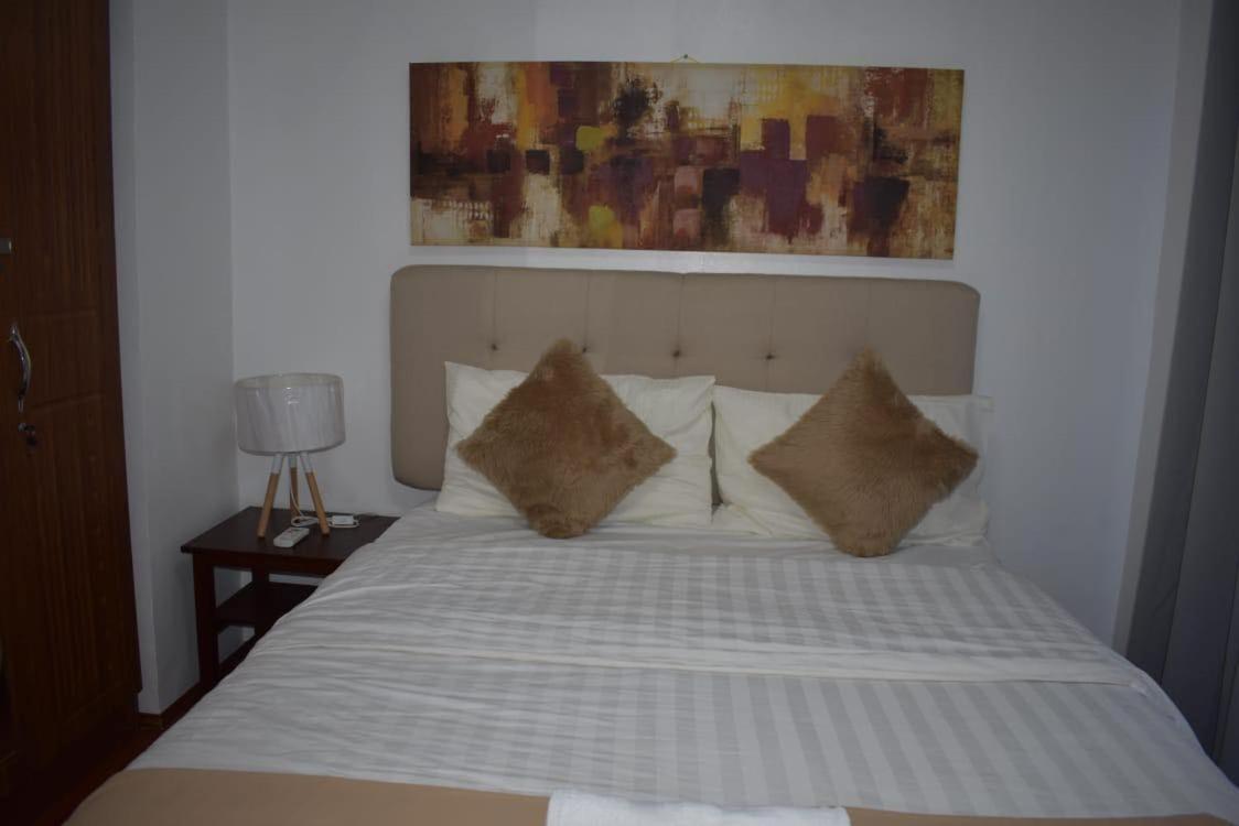מנילה Affordable Makati Apt מראה חיצוני תמונה