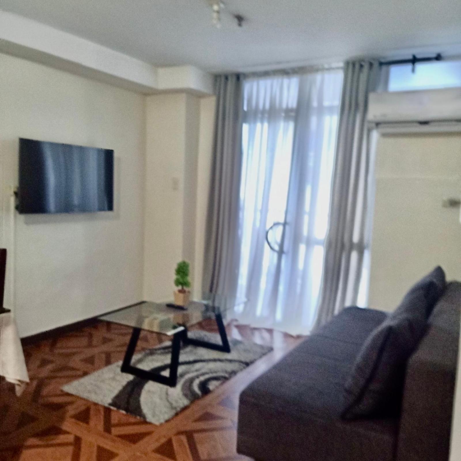 מנילה Affordable Makati Apt מראה חיצוני תמונה